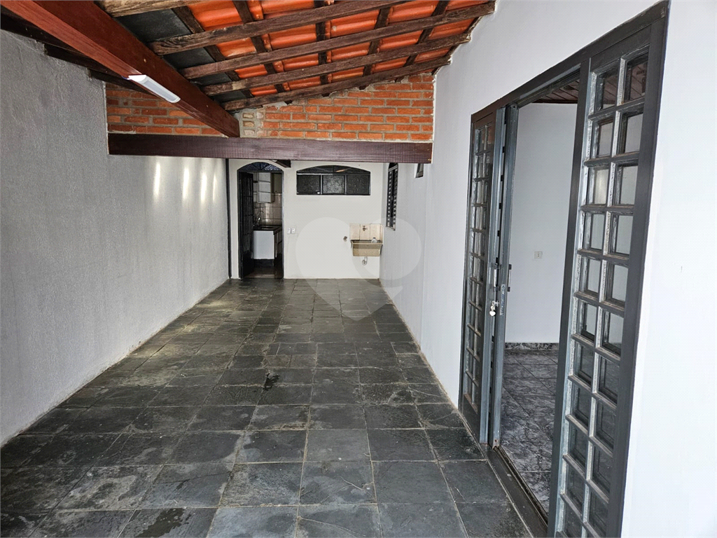 Casa à venda com 2 quartos, 166m² - Foto 14