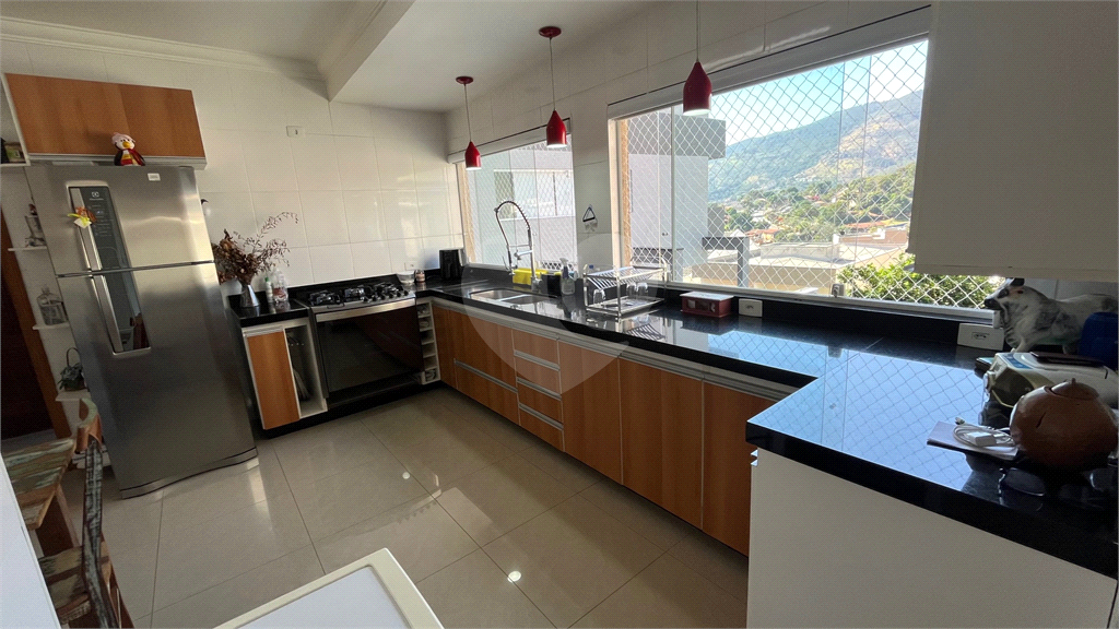 Sobrado à venda com 3 quartos, 360m² - Foto 15