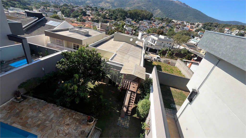 Sobrado à venda com 3 quartos, 360m² - Foto 31