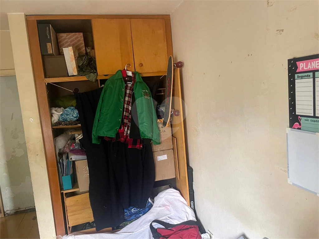 Apartamento em Perdizes, 02 dormitórios com armários, 02 banheiros, 01 vaga de garagem