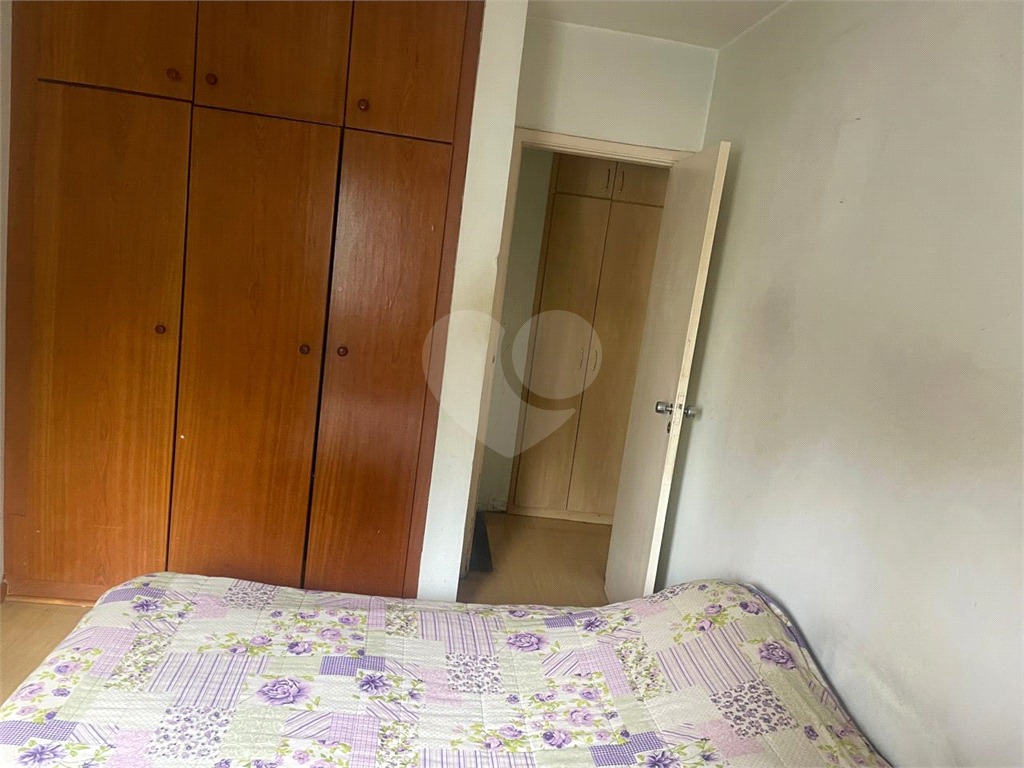 Apartamento em Perdizes, 02 dormitórios com armários, 02 banheiros, 01 vaga de garagem