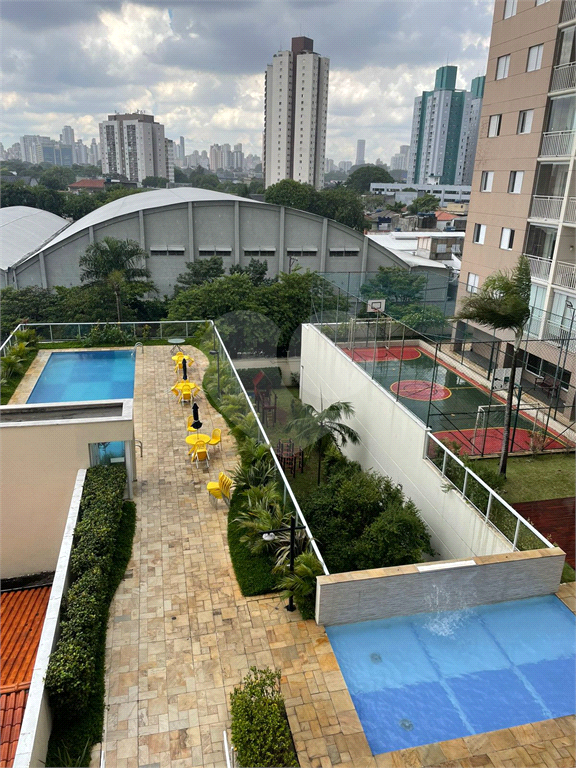 APARTAMENTO em PARQUE NOVO MUNDO