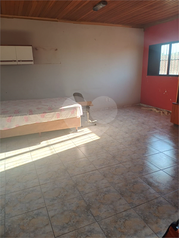 Sobrado à venda com 5 quartos, 300m² - Foto 17