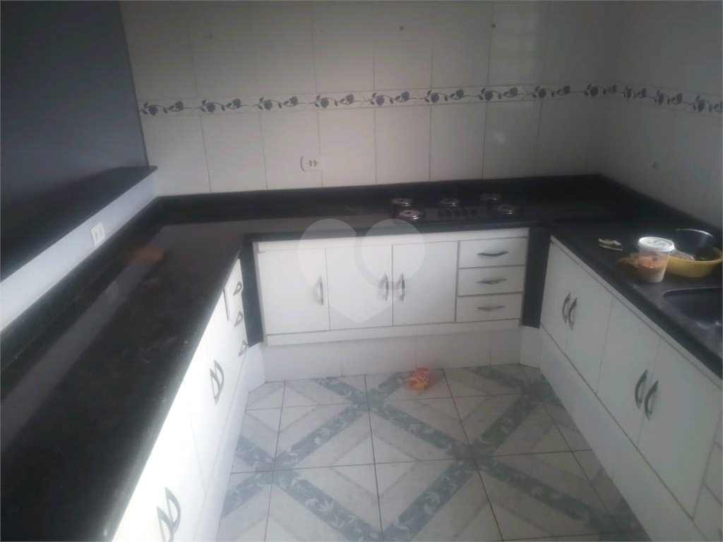 Casa à venda com 2 quartos, 180m² - Foto 9