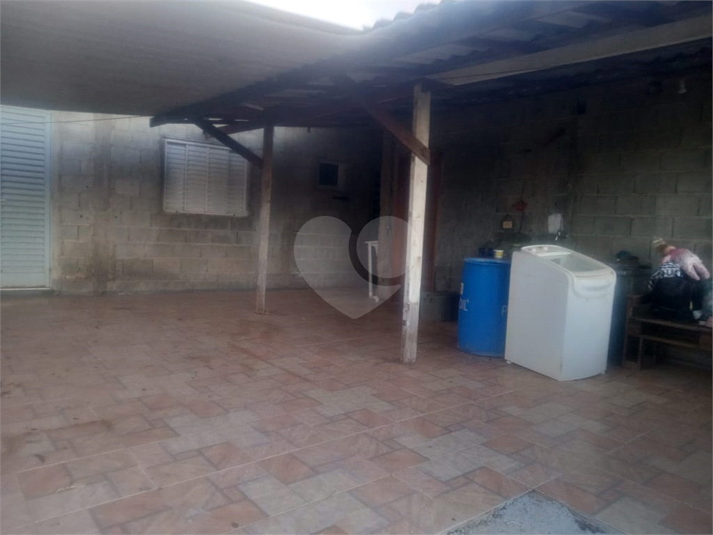 Casa à venda com 2 quartos, 180m² - Foto 15