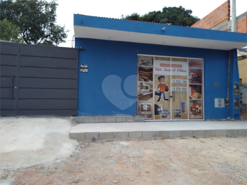 Casa à venda com 2 quartos, 180m² - Foto 1