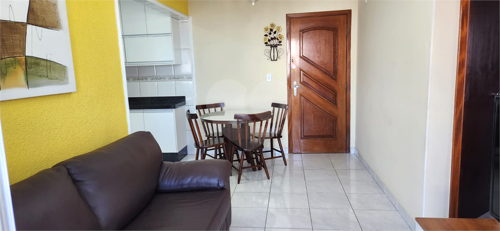 Apartamento à venda com 2 quartos, 70m² - Foto 16