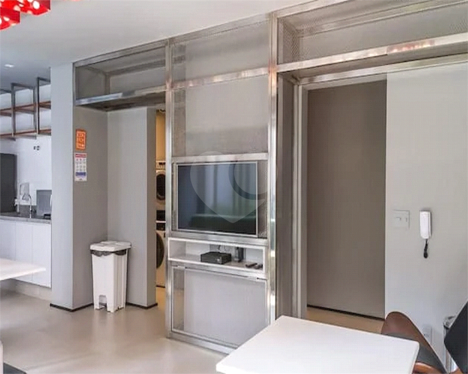 APARTAMENTO em HIGIENÓPOLIS