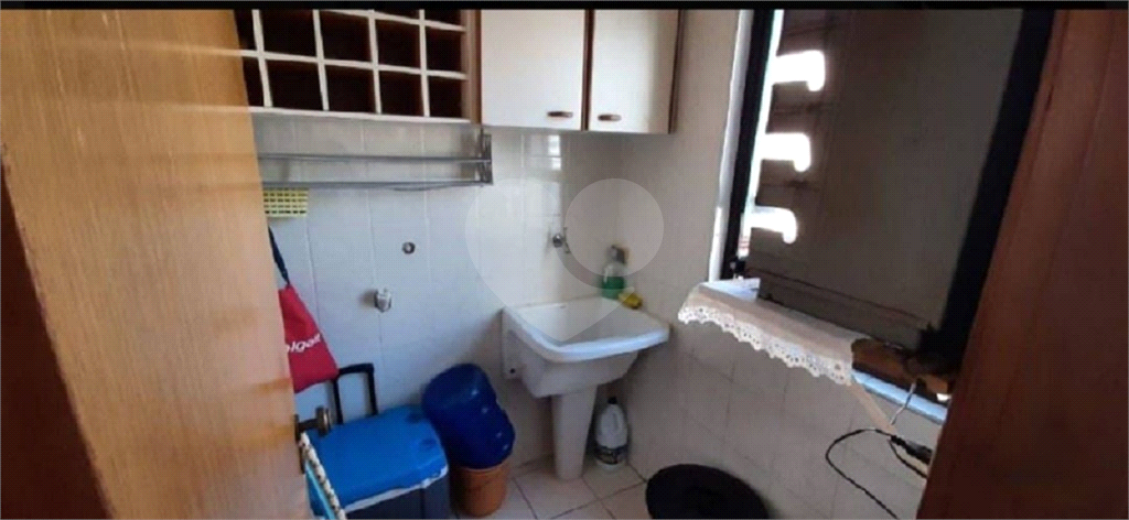 APARTAMENTO em CAIÇARA