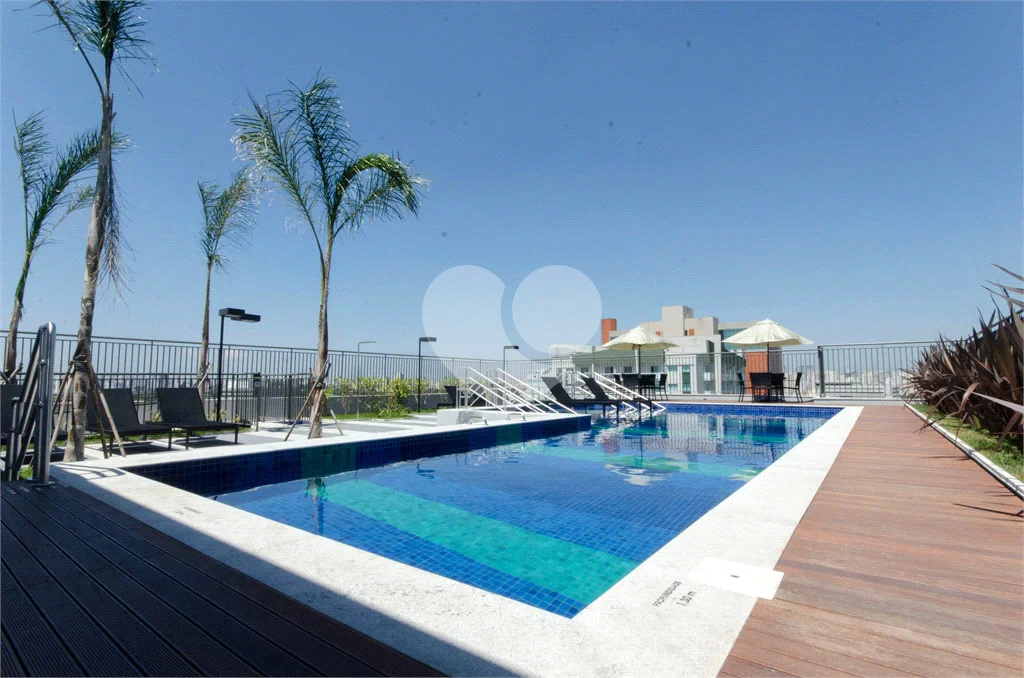 STUDIO MOBILIADO, PORTEIRA FECHADA EM SANTANA