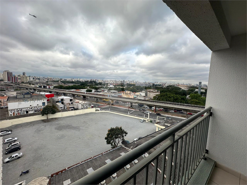 STUDIO MOBILIADO, PORTEIRA FECHADA EM SANTANA