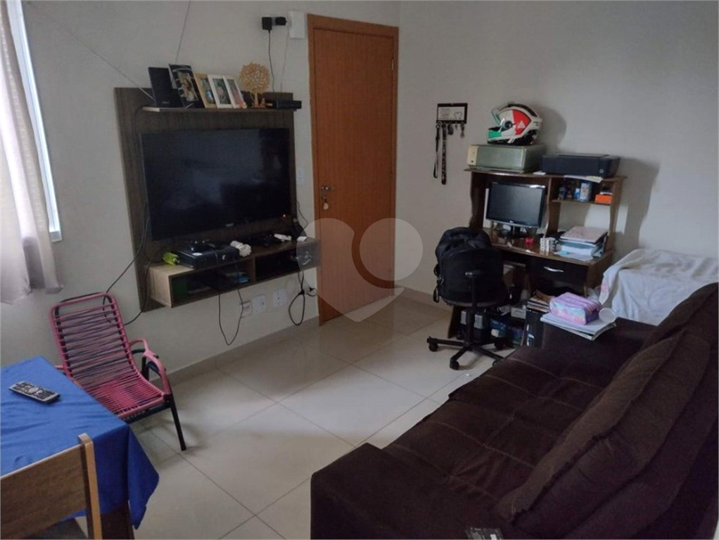 Apartamento à venda com 2 quartos, 41m² - Foto 13