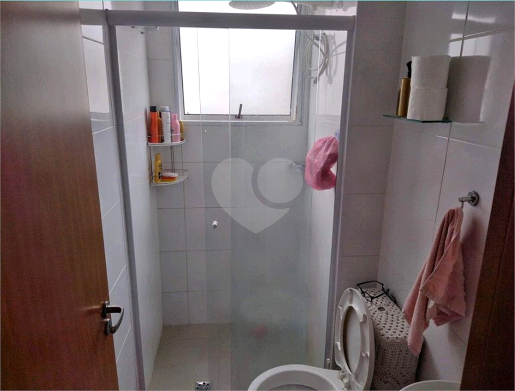 Apartamento à venda com 2 quartos, 41m² - Foto 17