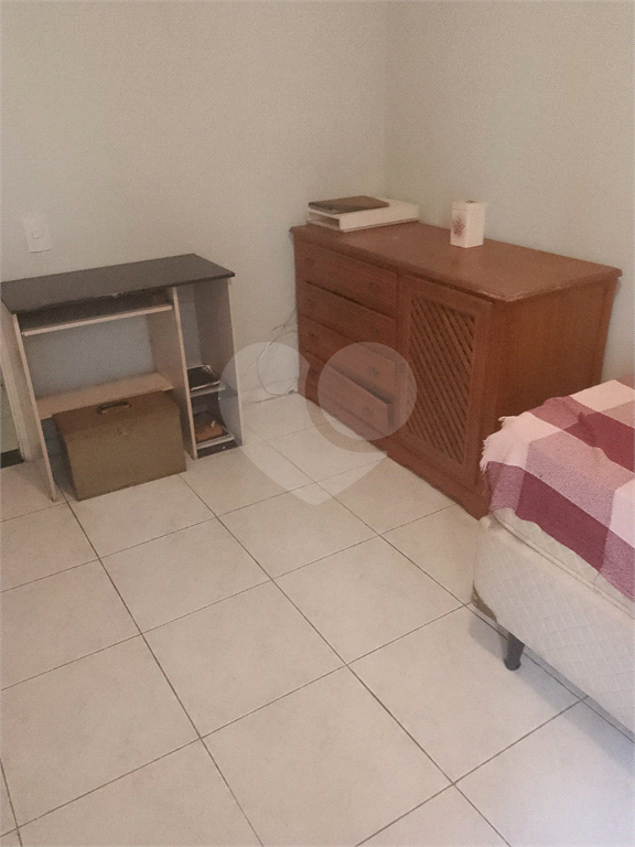 Apartamento na Enseada - 80m2 - 2dorm - 1vg