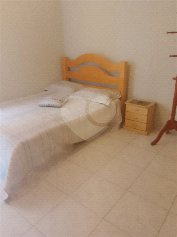 Apartamento na Enseada - 80m2 - 2dorm - 1vg