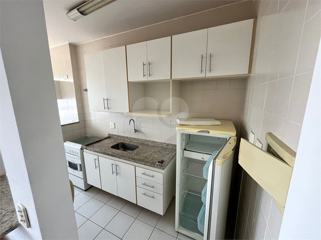 Apartamento à venda com 1 quarto, 57m² - Foto 4