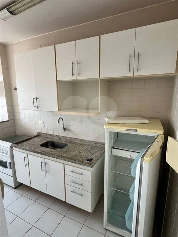 Apartamento à venda com 1 quarto, 57m² - Foto 9