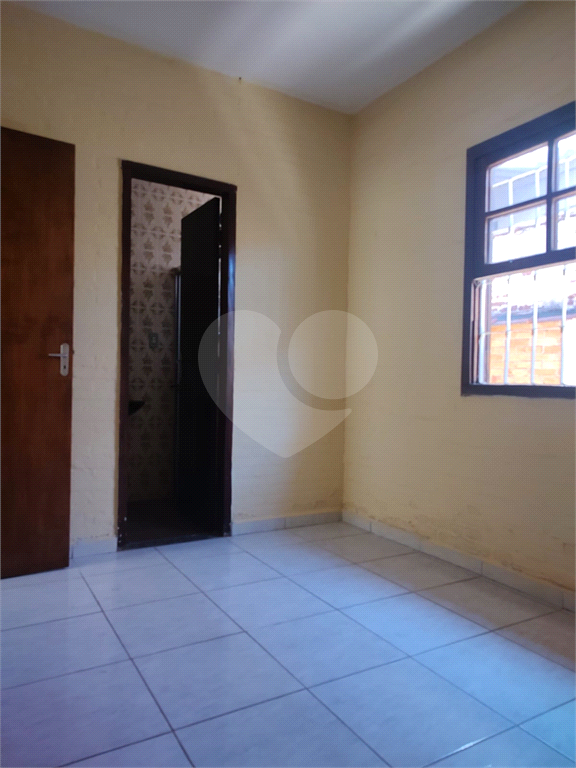 Casa à venda com 2 quartos, 155m² - Foto 13