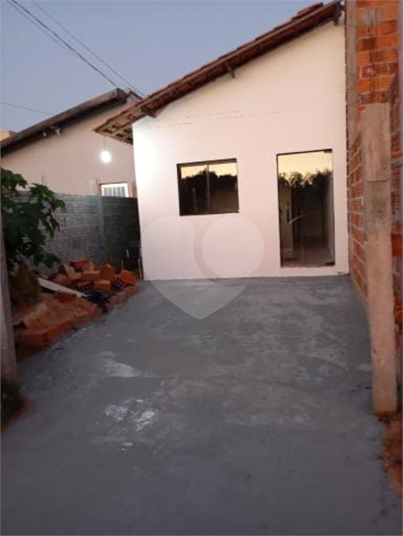 Casa à venda com 2 quartos, 47m² - Foto 9