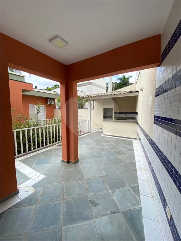 Lindo Sobrado com quatro dormitórios na Vila Madalena