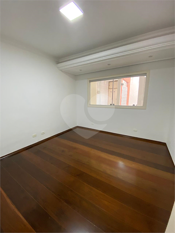 Lindo Sobrado com quatro dormitórios na Vila Madalena