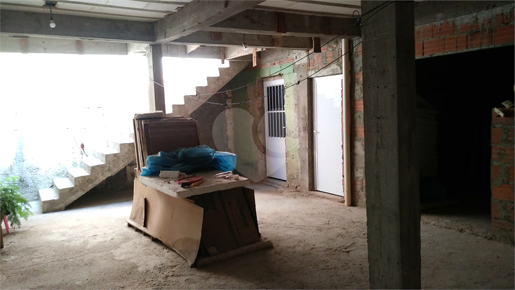 Sobrado à venda com 2 quartos, 209m² - Foto 7