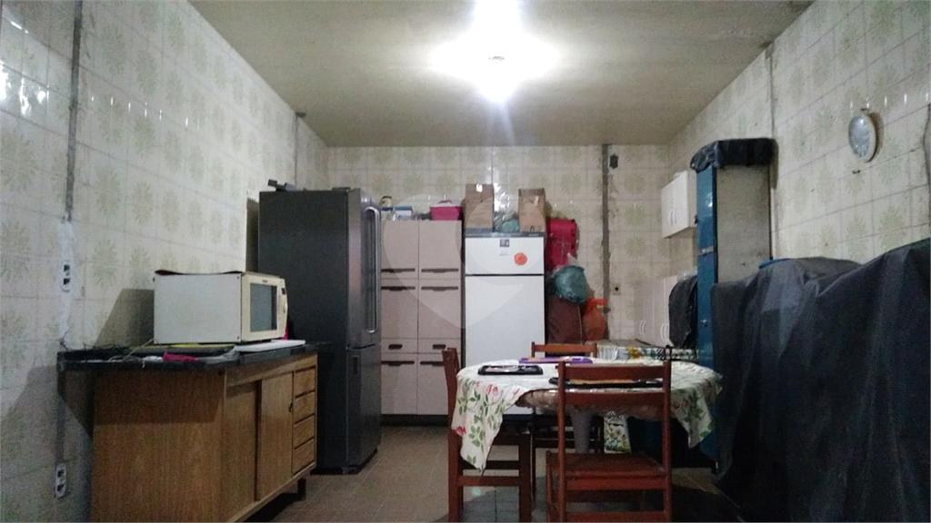 Sobrado à venda com 2 quartos, 209m² - Foto 11