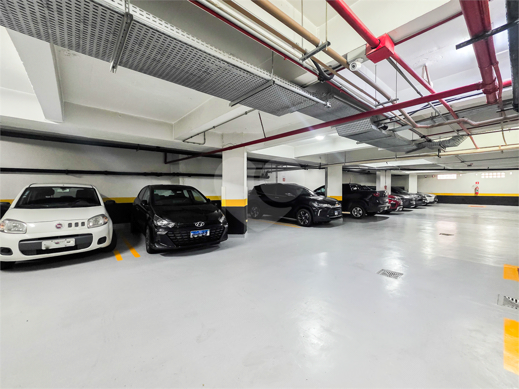 Conjunto / Sala Comercial - Higienópolis - Venda / Compra / Locação / Aluguel - 120 m² - 1 Vaga