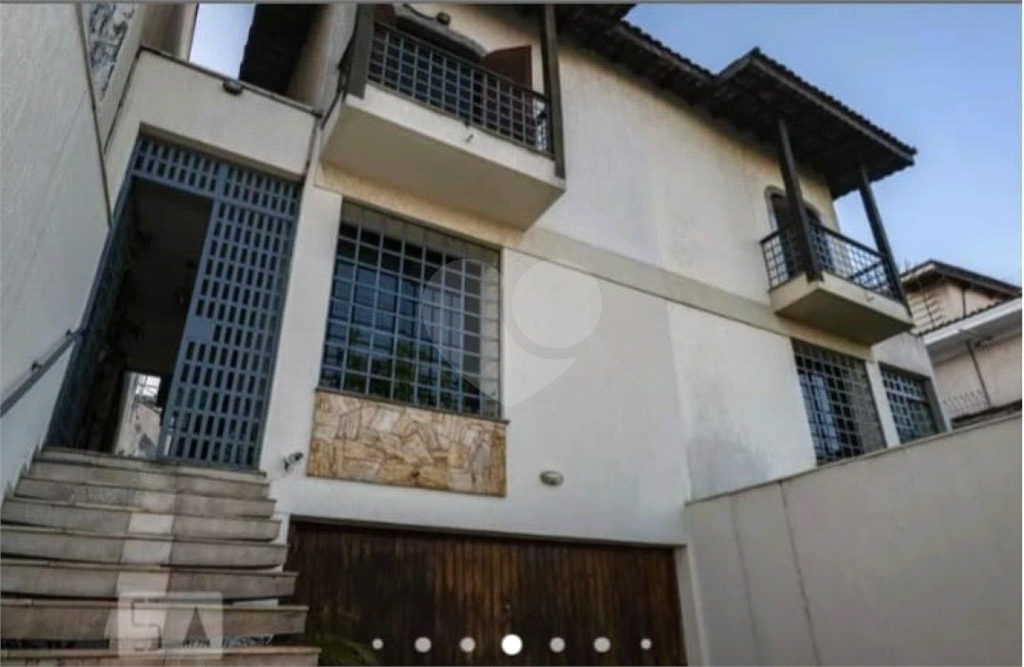 Sobrado à venda com 4 quartos, 160m² - Foto 1