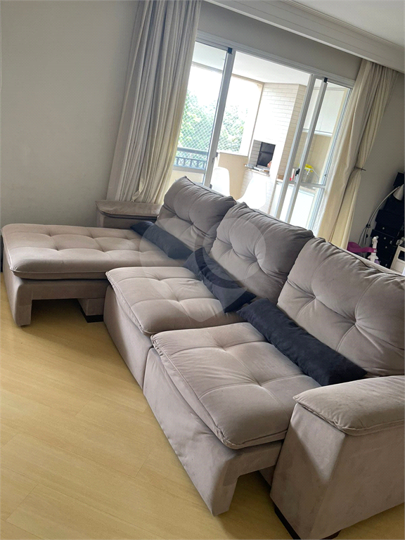 Apartamento 136 metros, varanda gourmet,  3 suítes e 2 vagas 