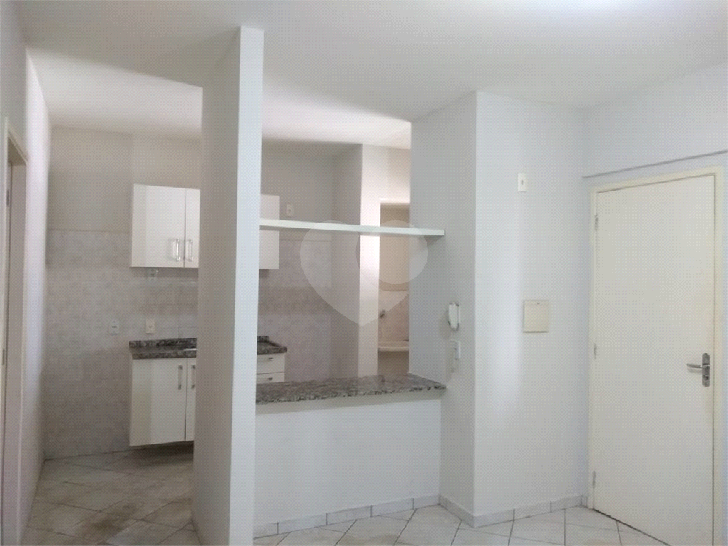 Apartamento à venda com 1 quarto, 32m² - Foto 5