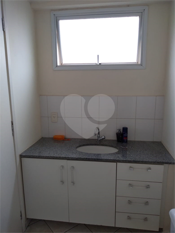 Apartamento à venda com 1 quarto, 32m² - Foto 3