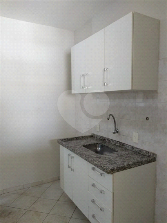 Apartamento à venda com 1 quarto, 32m² - Foto 12