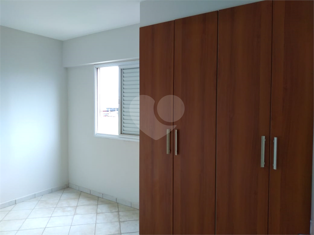 Apartamento à venda com 1 quarto, 32m² - Foto 4