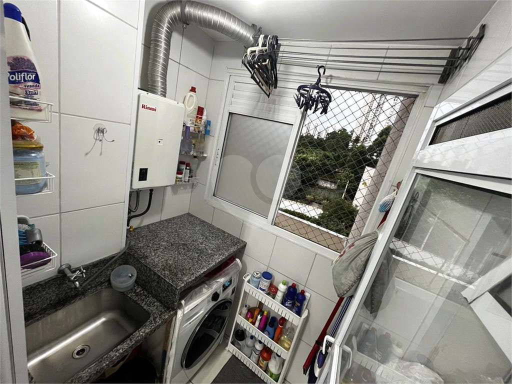 APARTAMENTO em MORUMBI