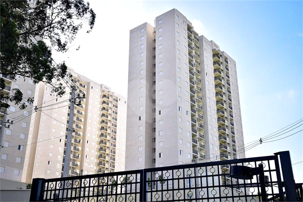 APARTAMENTO em MORUMBI