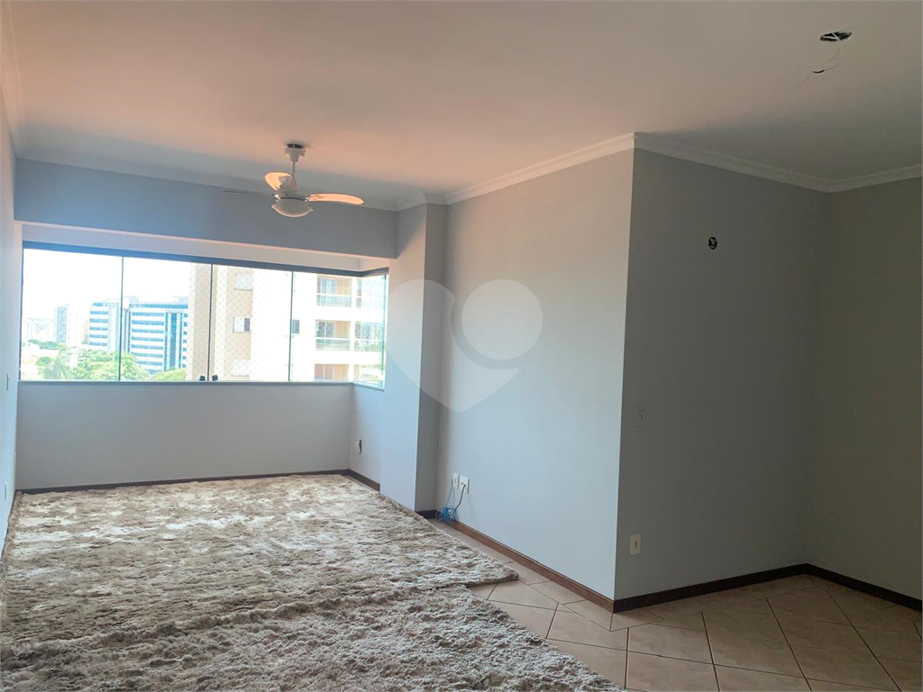 Apartamento à venda com 4 quartos, 107m² - Foto 3