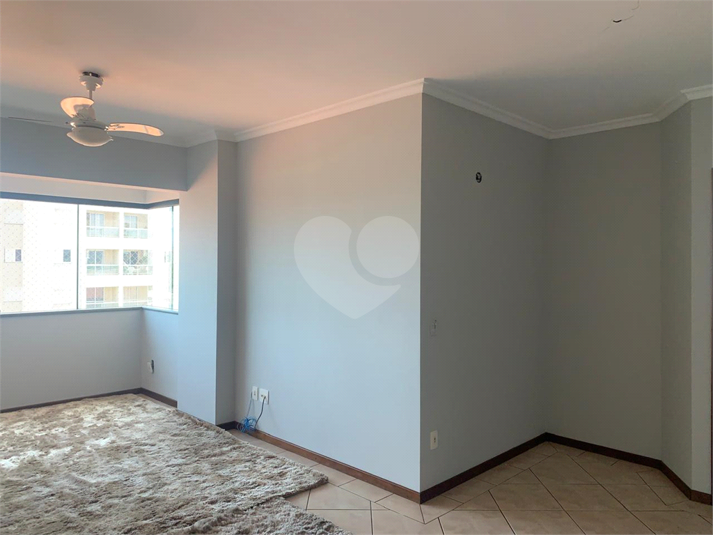 Apartamento à venda com 4 quartos, 107m² - Foto 14