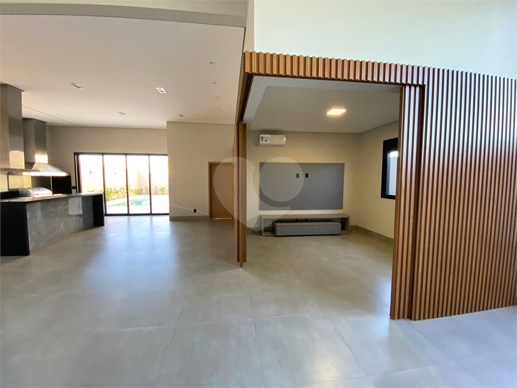 Casa de Condomínio à venda com 3 quartos, 250m² - Foto 19