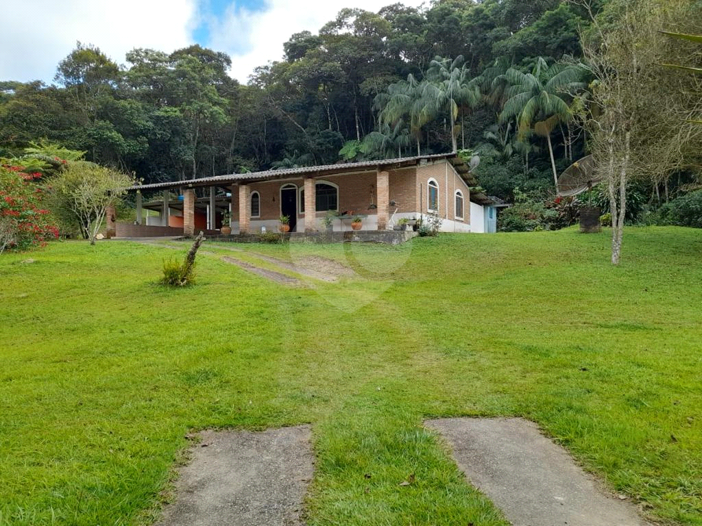 Fazenda à venda com 4 quartos, 400m² - Foto 3