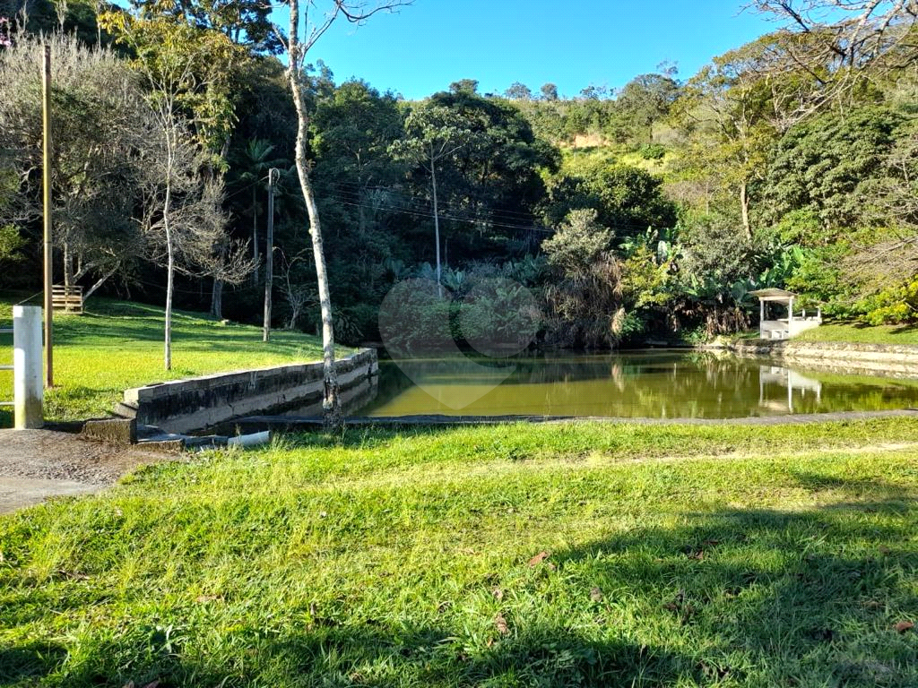 Fazenda à venda com 4 quartos, 400m² - Foto 37