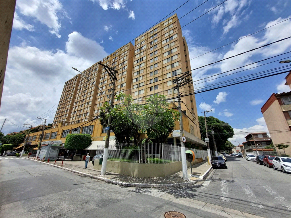 APARTAMENTO em LAPA