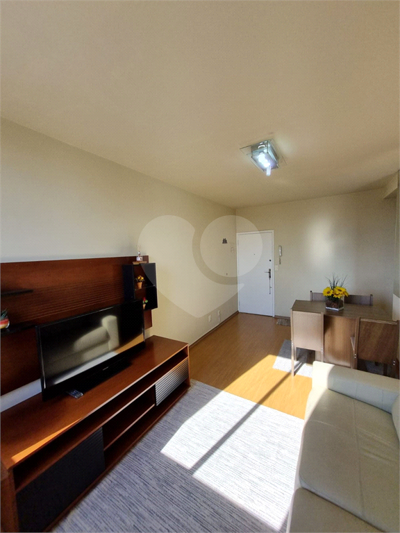 APARTAMENTO em LAPA
