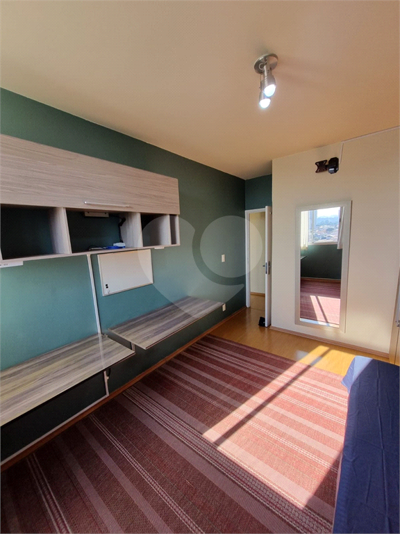 APARTAMENTO em LAPA