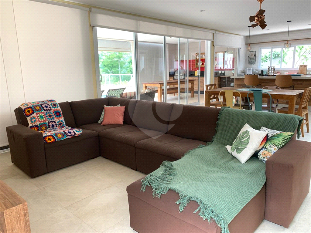 Casa de Condomínio à venda com 3 quartos, 230m² - Foto 7