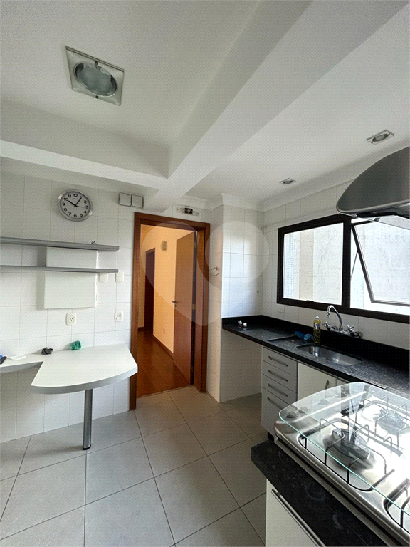 APARTAMENTO em SANTANA