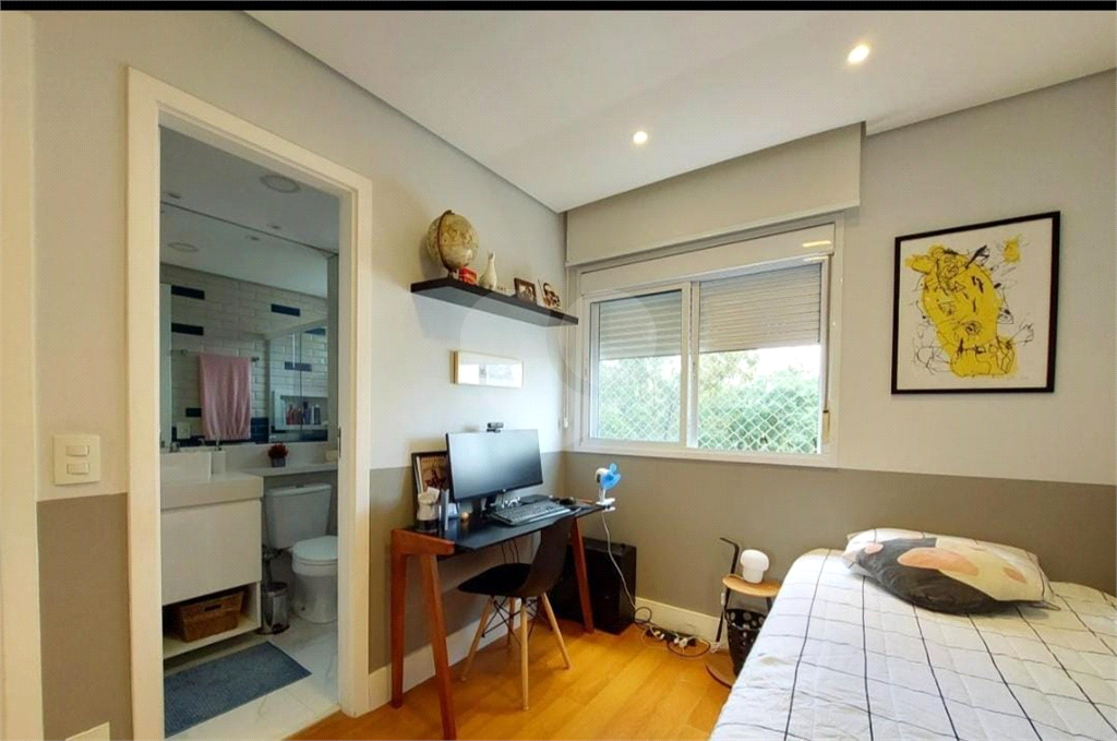 Apartamento com 2 dormitórios, sendo 2 suítes, 3 banheiros e 2 vagas de garagem