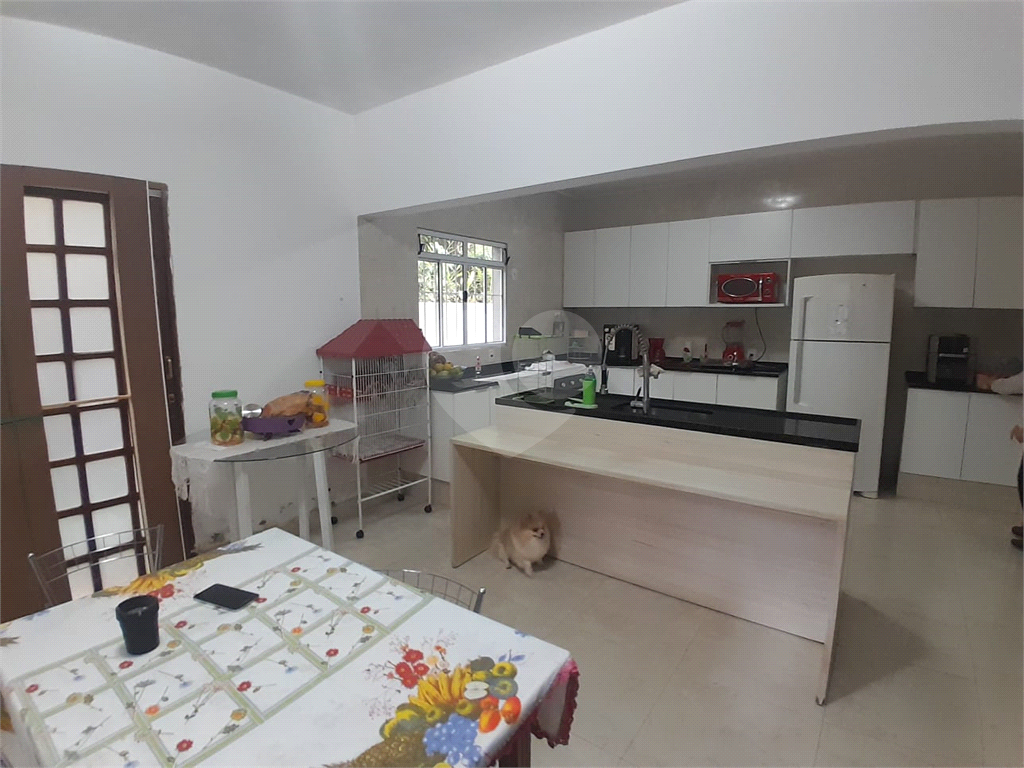 Casa à venda com 3 quartos, 180m² - Foto 37