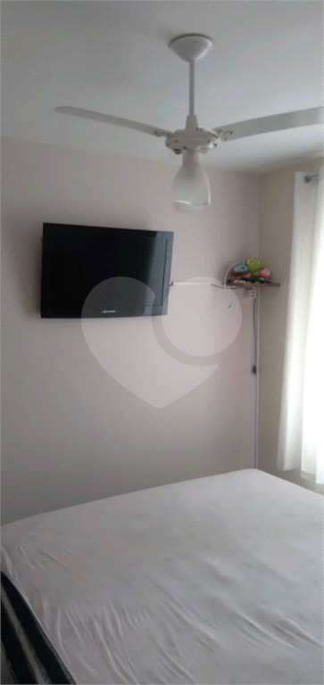 Apartamento à venda com 2 quartos, 48m² - Foto 18