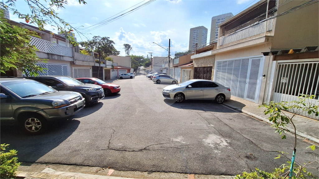 CONDOMÍNIO em VILA PRUDENTE